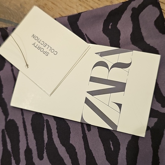 Zara Top - Picture 2 of 4